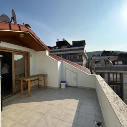 Yeditepe Ünv. Komşu Çatı Katı 1+1 Teraslı