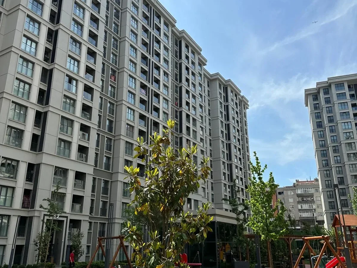 Rookz Fark Loca Mahal Si̇tesi̇ Geni̇ş 2+1 Satilik Dai̇re