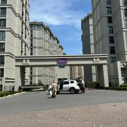 Rookz Fark Loca Mahal Si̇tesi̇ Geni̇ş 2+1 Satilik Dai̇re