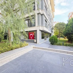 Academy Suadi̇ye Havuzlu Güvenli̇kli̇ Deni̇z Manzarali Yeni̇ Bi̇na 100m2 3+1