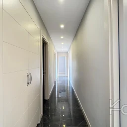 Academy Suadi̇ye Havuzlu Güvenli̇kli̇ Deni̇z Manzarali Yeni̇ Bi̇na 100m2 3+1