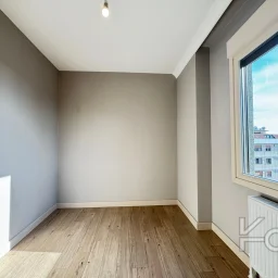Academy Suadi̇ye Havuzlu Güvenli̇kli̇ Deni̇z Manzarali Yeni̇ Bi̇na 100m2 3+1