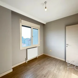 Academy Suadi̇ye Havuzlu Güvenli̇kli̇ Deni̇z Manzarali Yeni̇ Bi̇na 100m2 3+1