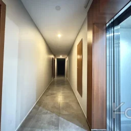 Academy Suadi̇ye Havuzlu Güvenli̇kli̇ Deni̇z Manzarali Yeni̇ Bi̇na 100m2 3+1
