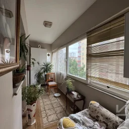 Laci̇vert Cadde Tek Yetki̇li̇ Bayar Caddesi̇ Yakını Balkonlu 102m²net 3+1