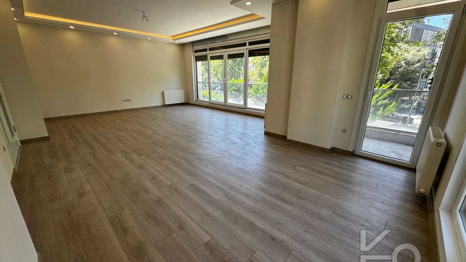 Remax Planet'ten Med Amerikan Karşısında 175m2 3+1 Sıfır 3 Wcli