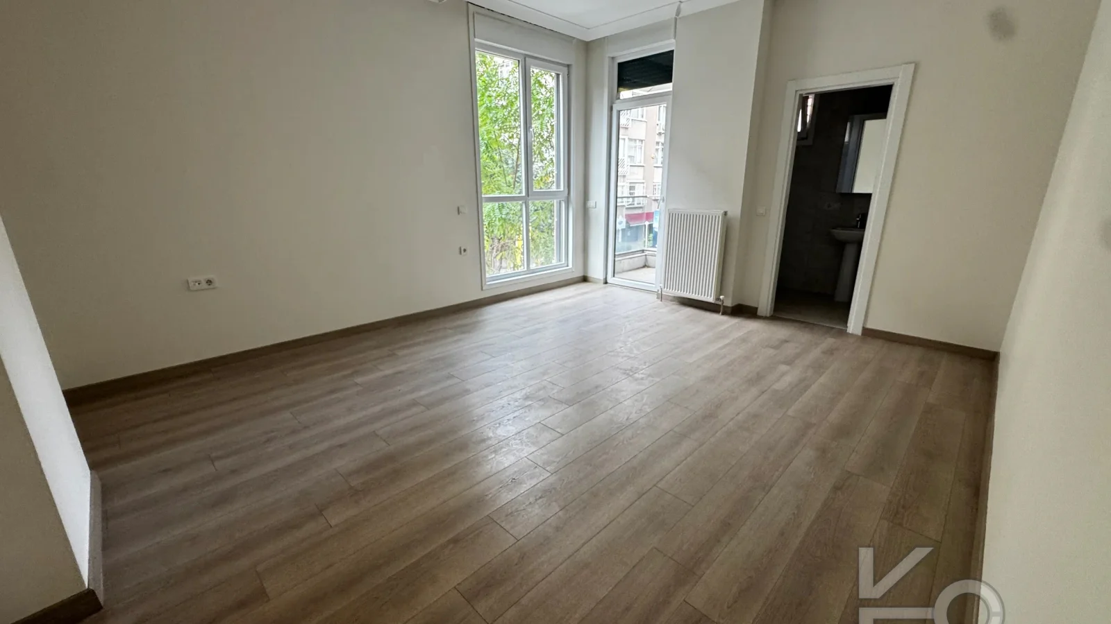 Remax Planet'ten Med Amerikan Karşısında 175m2 3+1 Sıfır 3 Wcli