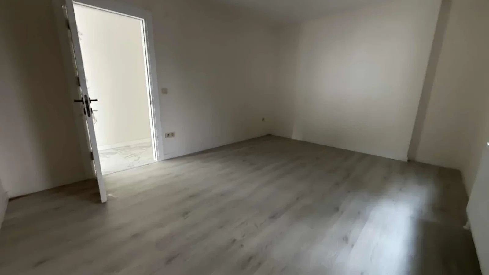 Sağlam'dan Feneryolun'da 2+1 80m2 Geniş Kullanışlı Satılık Daire