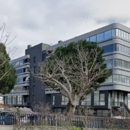 Mutluol Proje'den Caddebostan Bağdat Caddesi Üzerinde Plaza Katı