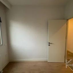 Laci̇vertcadde Bostanci Bağdat Caddesi̇ne 3.bi̇nada Marmaraya Yakin Sifir Bi̇na 3+1 90m² Net