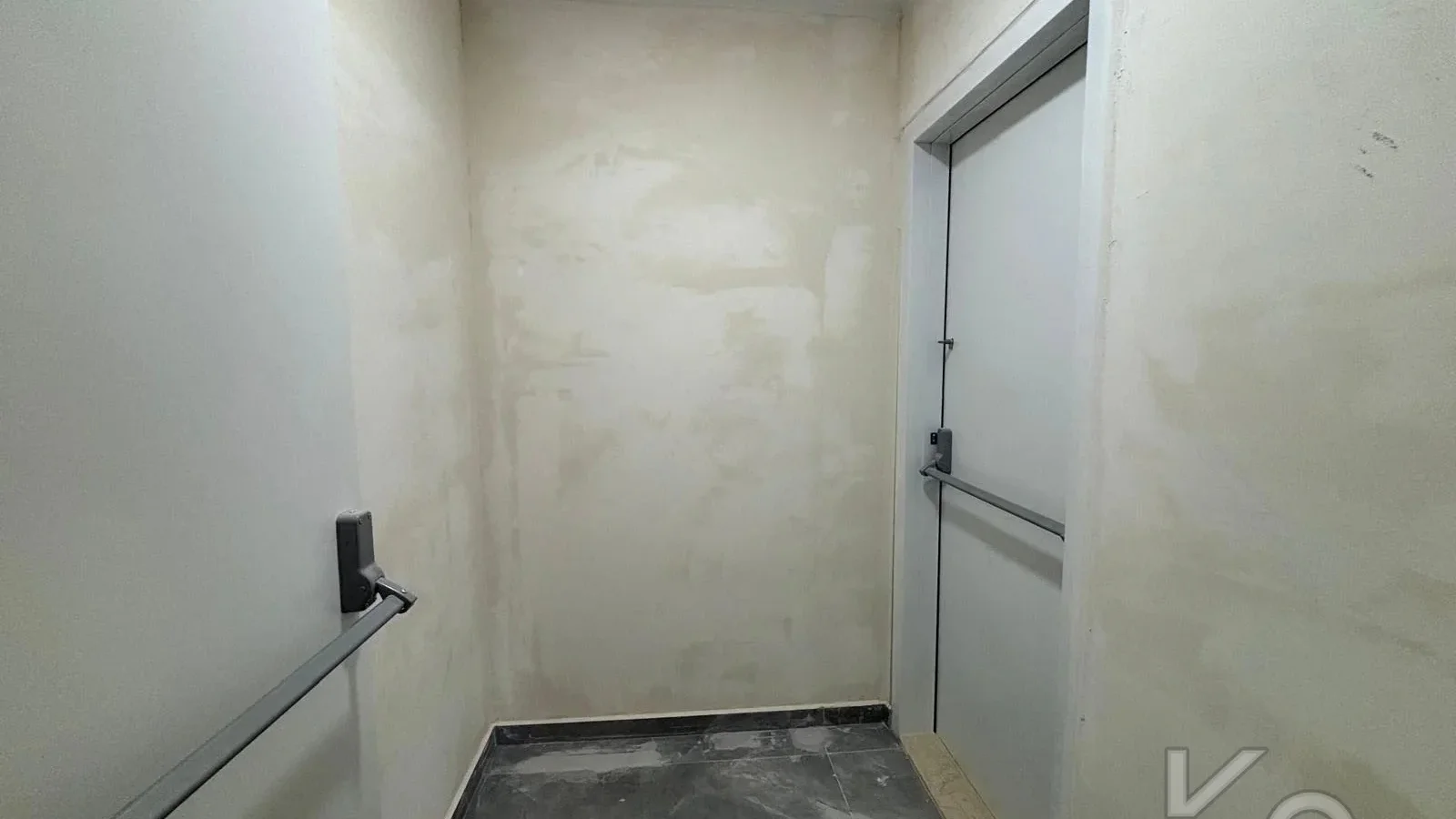 Laci̇vertcadde Bostanci Bağdat Caddesi̇ne 3.bi̇nada Marmaraya Yakin Sifir Bi̇na 3+1 90m² Net