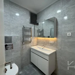 Laci̇vertcadde Bostanci Bağdat Caddesi̇ne 3.bi̇nada Marmaraya Yakin Sifir Bi̇na 3+1 90m² Net