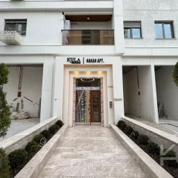 Laci̇vertcadde Bostanci Bağdat Caddesi̇ne 3.bi̇nada Marmaraya Yakin Sifir Bi̇na 3+1 90m² Net