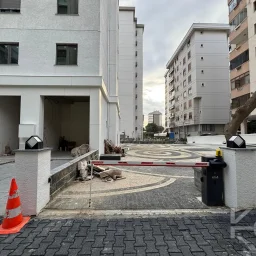 Laci̇vertcadde Bostanci Bağdat Caddesi̇ne 3.bi̇nada Marmaraya Yakin Sifir Bi̇na 3+1 90m² Net