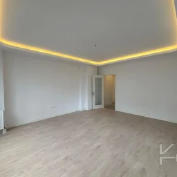 Laci̇vertcadde Bostanci Bağdat Caddesi̇ne 3.bi̇nada Marmaraya Yakin Sifir Bi̇na 3+1 90m² Net
