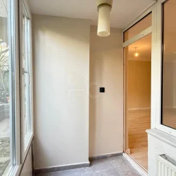 Academy Suadiye Suadiye Sahilde 2+1 Bahçe Katı 80 M2 Net İçi Yenilenmiş Balkonlu