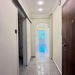 Academy Suadiye Suadiye Sahilde 2+1 Bahçe Katı 80 M2 Net İçi Yenilenmiş Balkonlu