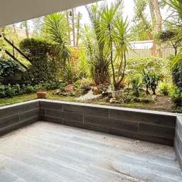 Academy Suadiye Suadiye Sahilde 2+1 Bahçe Katı 80 M2 Net İçi Yenilenmiş Balkonlu