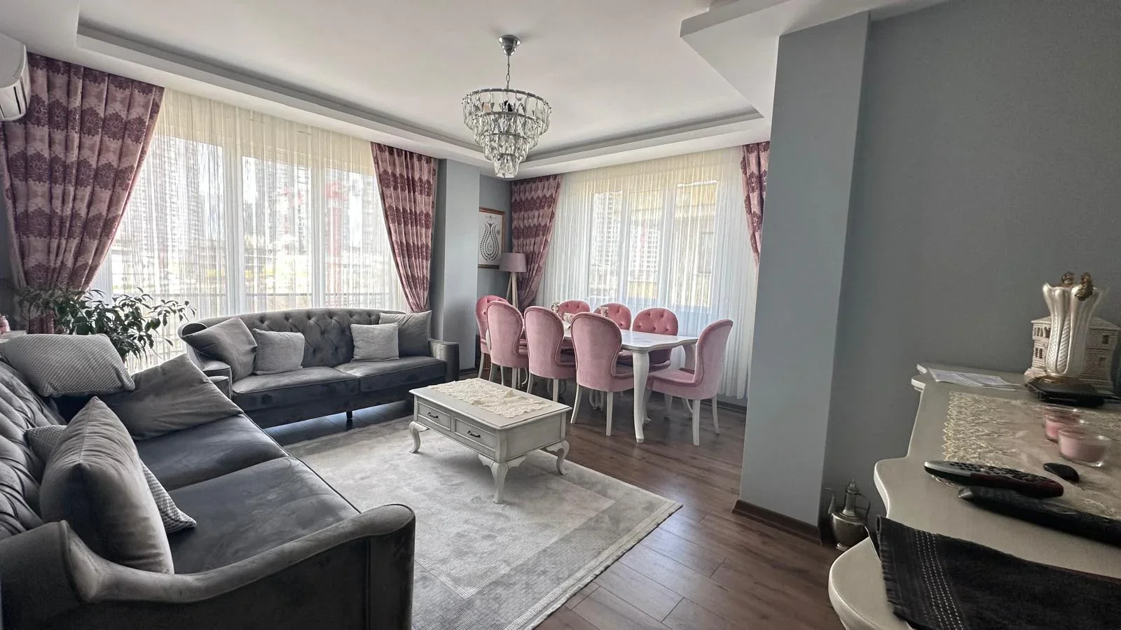 Sağlam'dan Prestij Caddesin'de 2+1 Geniş Satılık Daire!!!