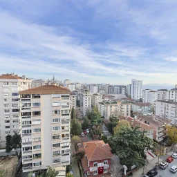 Bostancı Vukela Caddesinde Deniz Manzaralı Satılık 4+1 Daire