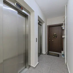 Bostancı Vukela Caddesinde Deniz Manzaralı Satılık 4+1 Daire