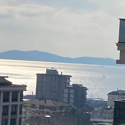 Bostancı Vukela Caddesinde Deniz Manzaralı Satılık 4+1 Daire