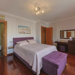 Bostancı Vukela Caddesinde Deniz Manzaralı Satılık 4+1 Daire