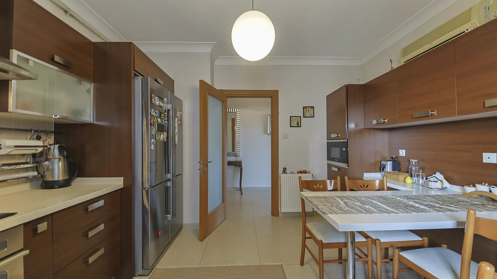 Bostancı Vukela Caddesinde Deniz Manzaralı Satılık 4+1 Daire