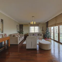Bostancı Vukela Caddesinde Deniz Manzaralı Satılık 4+1 Daire