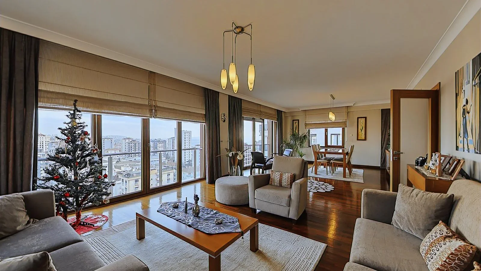 Bostancı Vukela Caddesinde Deniz Manzaralı Satılık 4+1 Daire