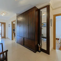 Bostancı Vukela Caddesinde Deniz Manzaralı Satılık 4+1 Daire