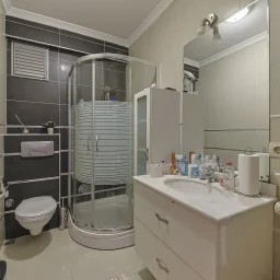 Bostancı Vukela Caddesinde Deniz Manzaralı Satılık 4+1 Daire