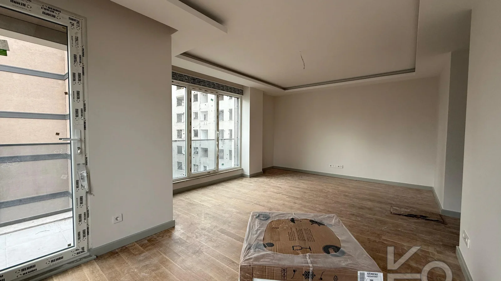 Laci̇vertcadde Caddebostan Satilik Dubleks Dai̇re