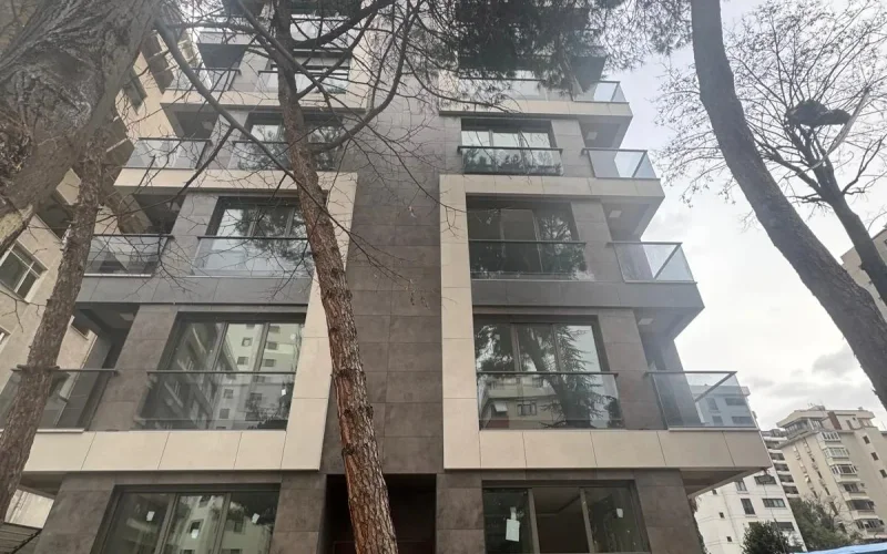 Laci̇vertcadde Caddebostan Satilik Dubleks Dai̇re