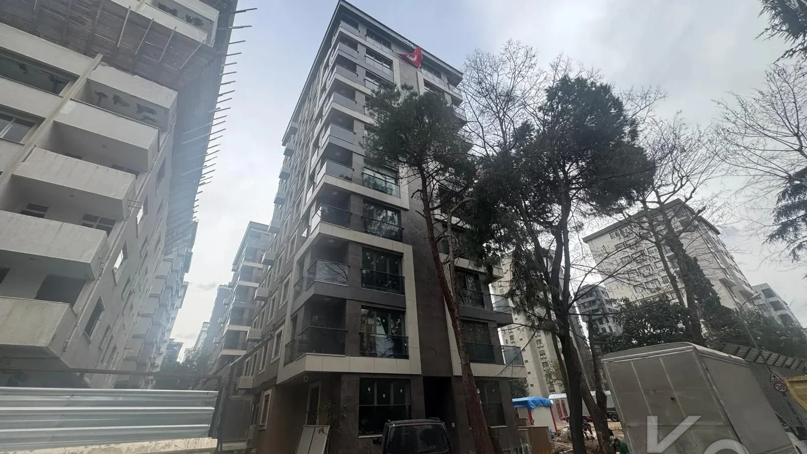 Laci̇vertcadde Caddebostan Satilik Dubleks Dai̇re