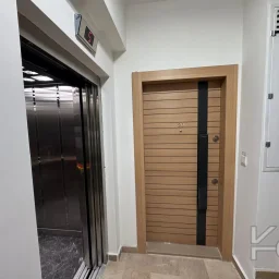 Laci̇vert Cadde Erenköy Marmaray Yakini Sifir 3+1