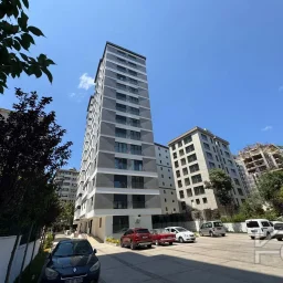 Laci̇vert Cadde Erenköy Marmaray Yakini Sifir 3+1