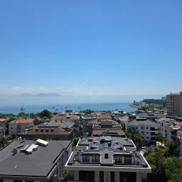 Academy Fenerbahçe Sitede Güvenlikli 110m2 Deniz Manzaralı Havuzlu 3+1