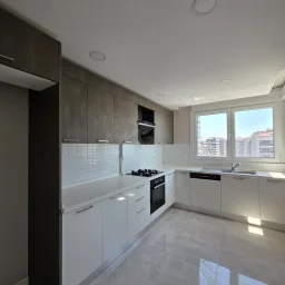 Academy Fenerbahçe Sitede Güvenlikli 110m2 Deniz Manzaralı Havuzlu 3+1