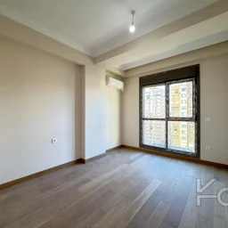 Academy Suadi̇ye Bağdat Caddesi̇nde Sifir Bi̇na Balkonlu 130m2 3+1