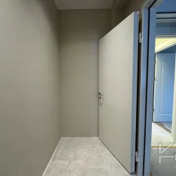 Laci̇vert Cadde Suadi̇ye'de Ebeveynli̇ Balkonlu 90m² Net 2+1