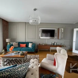 Laci̇vertcadde Suadi̇ye Bağdat Cad. Çok Yakin 5 Yillik 110m² Net