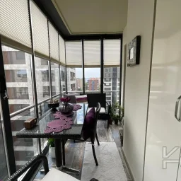 Laci̇vertcadde Suadi̇ye Bağdat Cad. Çok Yakin 5 Yillik 110m² Net