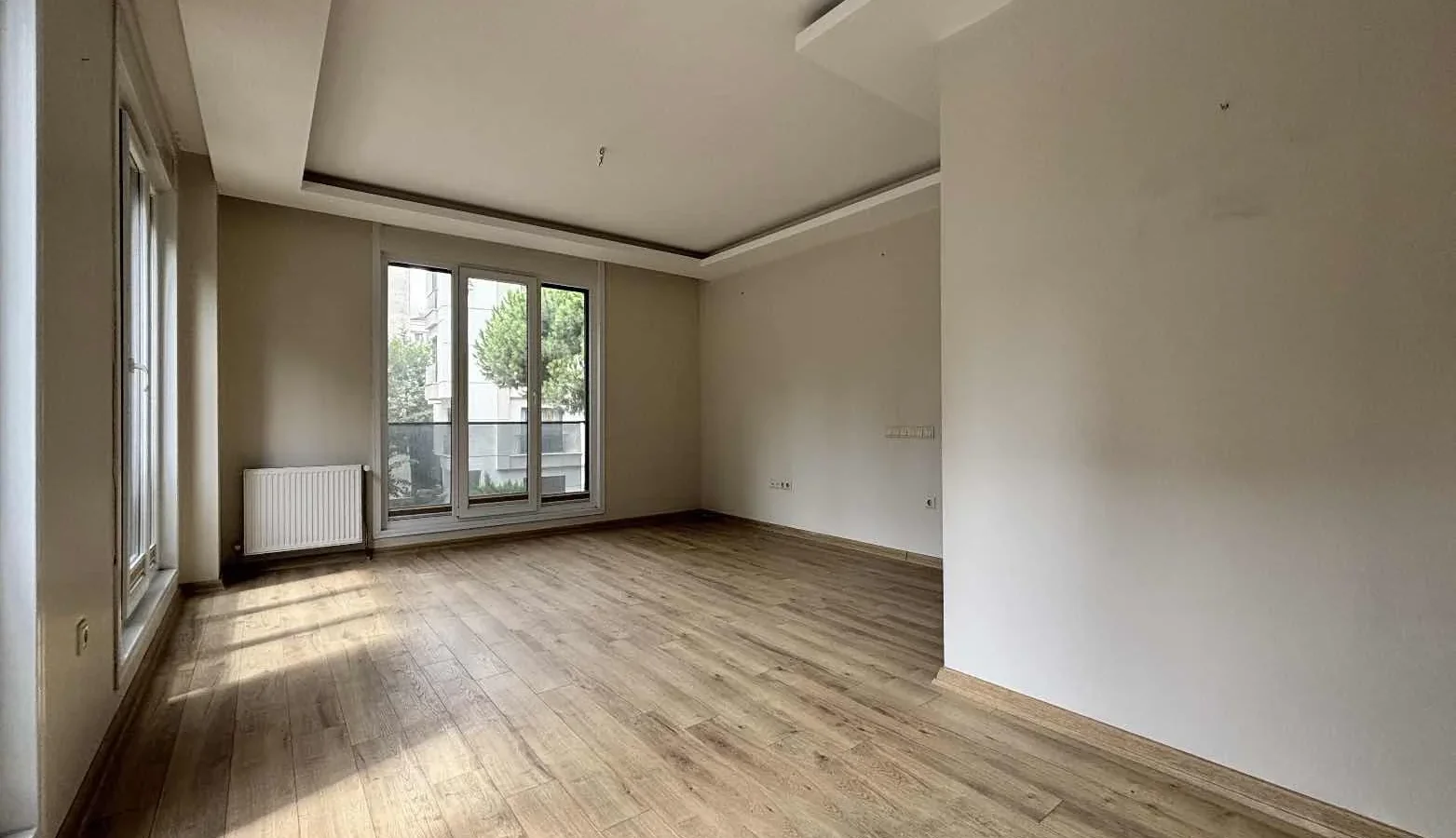 Sağlam'dan Merdivenköyün En Nezih Sokağında 3+1 Satılık Daire