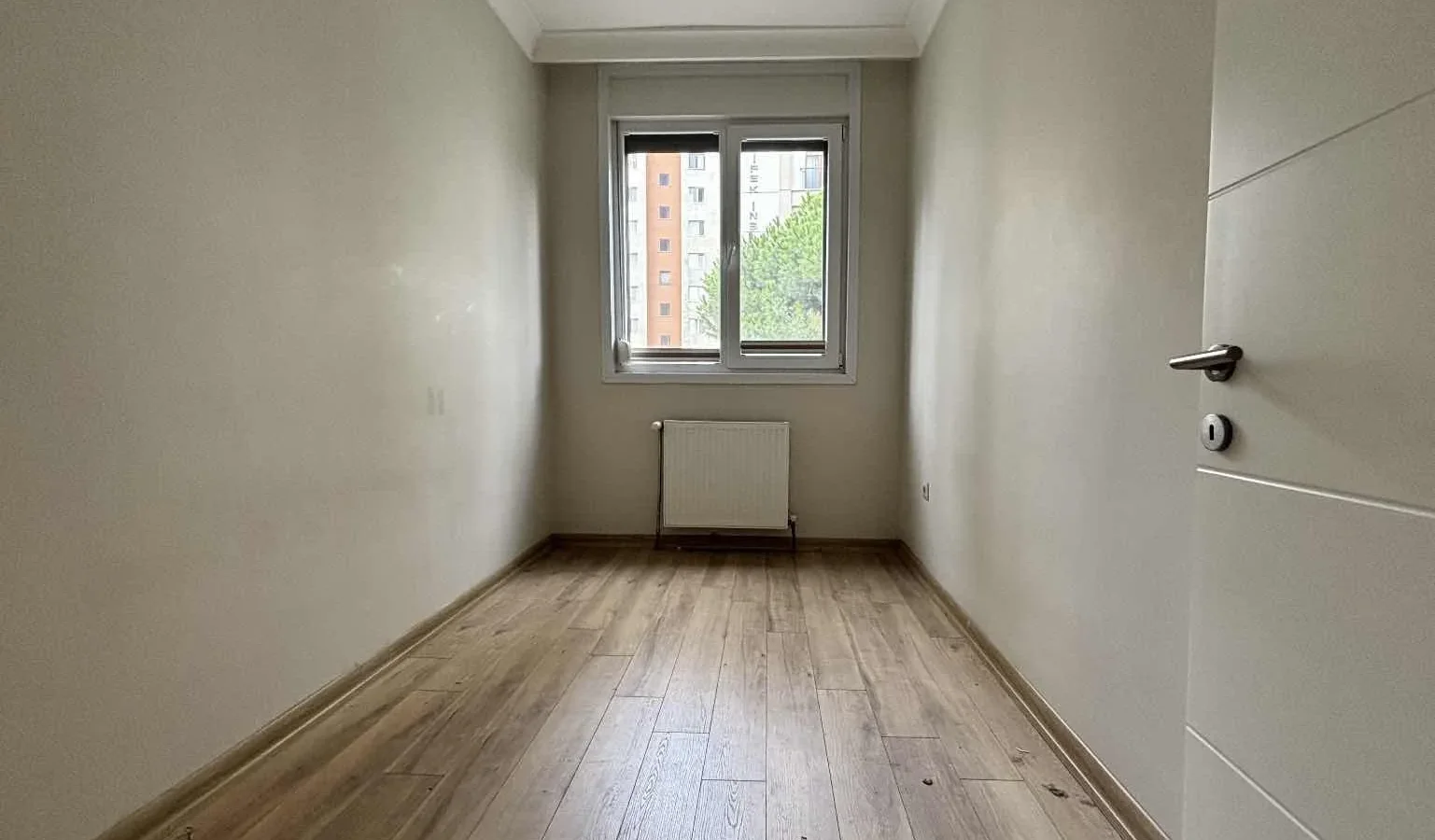 Sağlam'dan Merdivenköyün En Nezih Sokağında 3+1 Satılık Daire