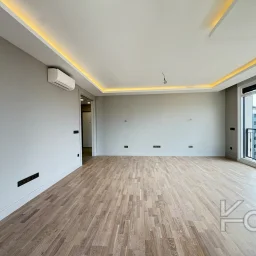 Academy Fenerbahçe Deni̇z Manzarali Yapili Balkonlu 105m2 Net 3+1