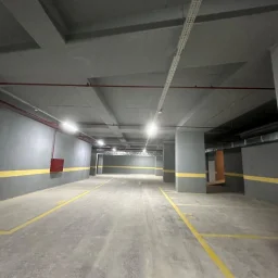 Mutluol Proje'den Kızıltoprak Ta Konuta Ve Ofise Uygun Sıfır