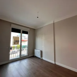 Mutluol Proje'den Kızıltoprak Ta Konuta Ve Ofise Uygun Sıfır