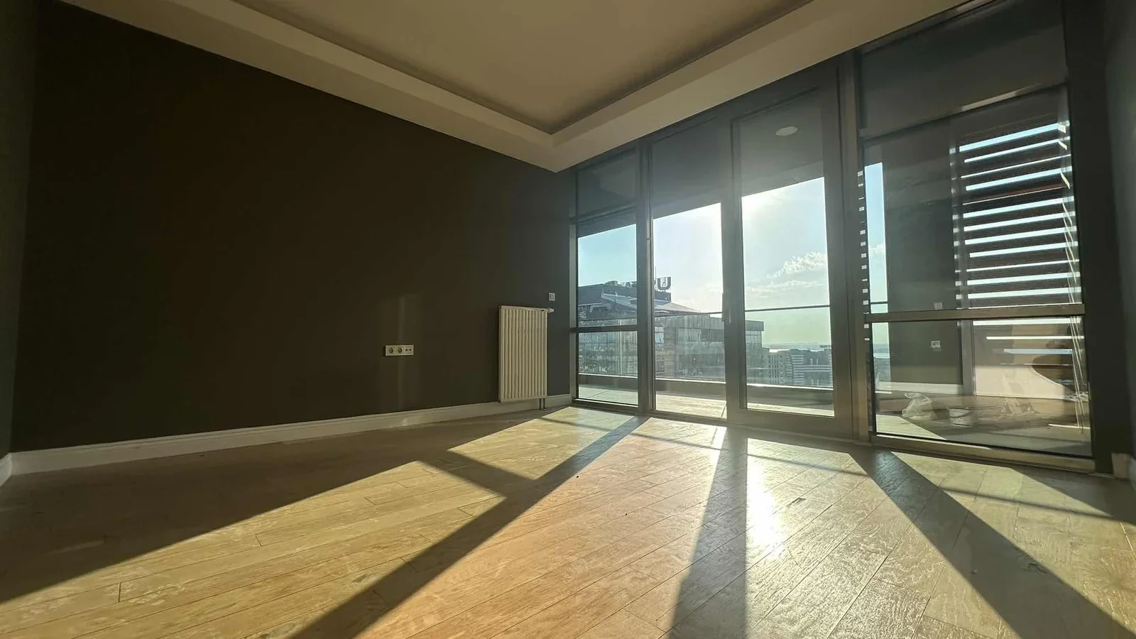 Sağlam'dan Yeni Fikirtepe'de 4+1 190 M2 Loft Satılık Geniş Daire