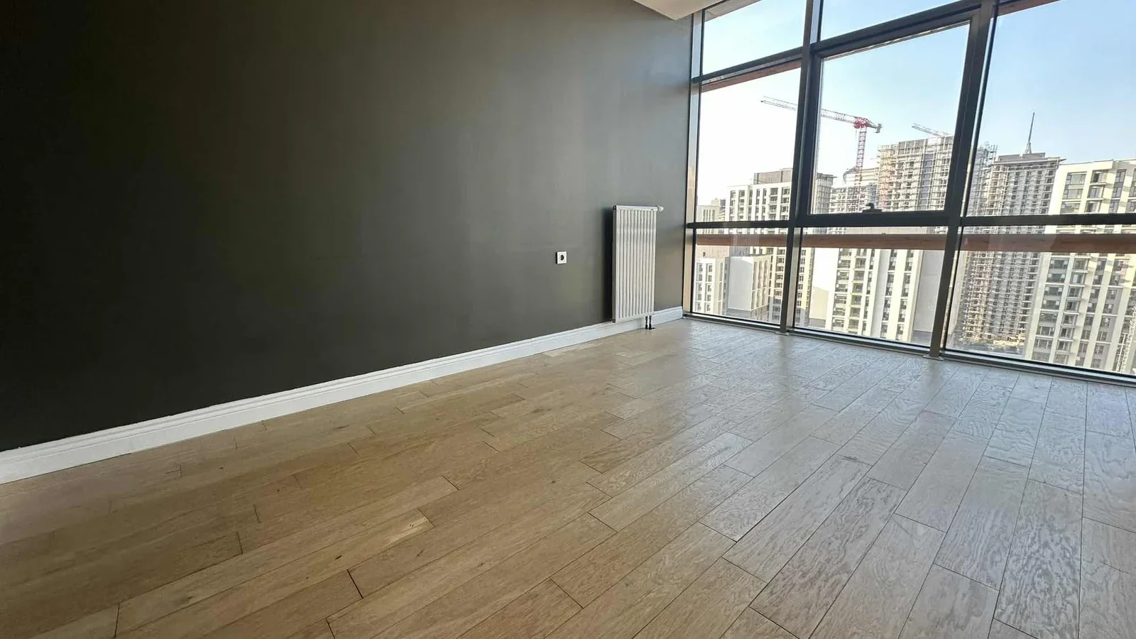 Sağlam'dan Yeni Fikirtepe'de 4+1 190 M2 Loft Satılık Geniş Daire